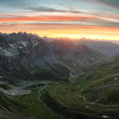 Panorama du soir dans les Cerces